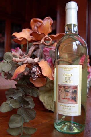prodotto-2-igp-ronchi-varesini-terre-dei-laghi-chardonnay-e-erbaluce